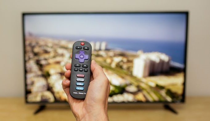 How To Troubleshoot TCL Roku TV Color Problems? (5 Easy Fixes)
